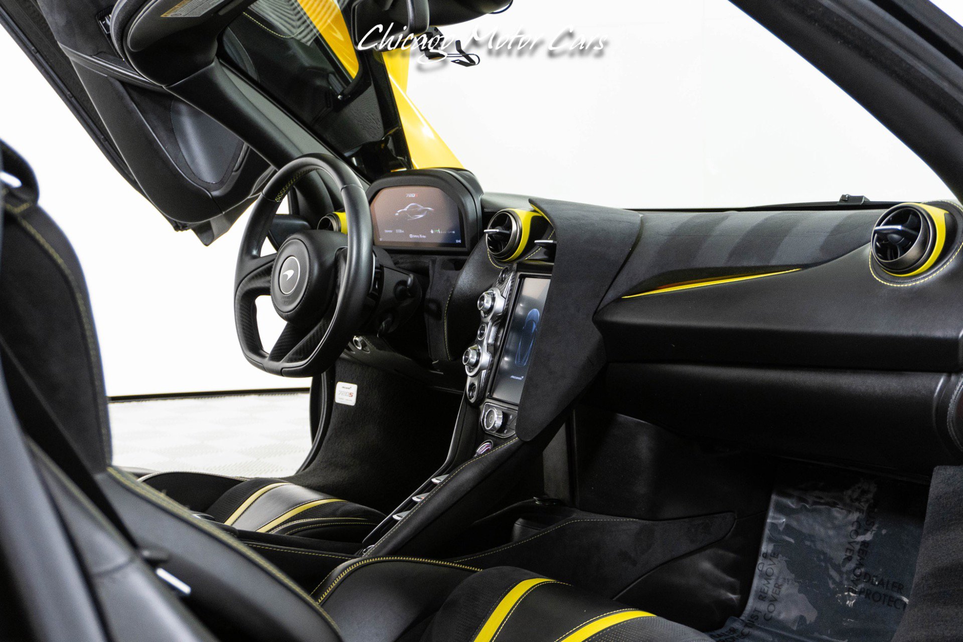 Used 2019 McLaren 720S photo 20