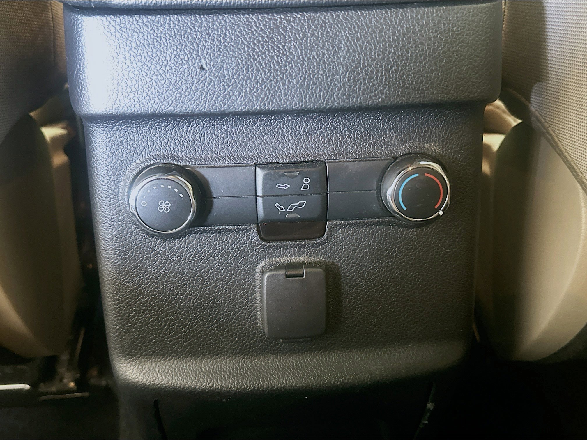 2018 Ford Explorer FWD