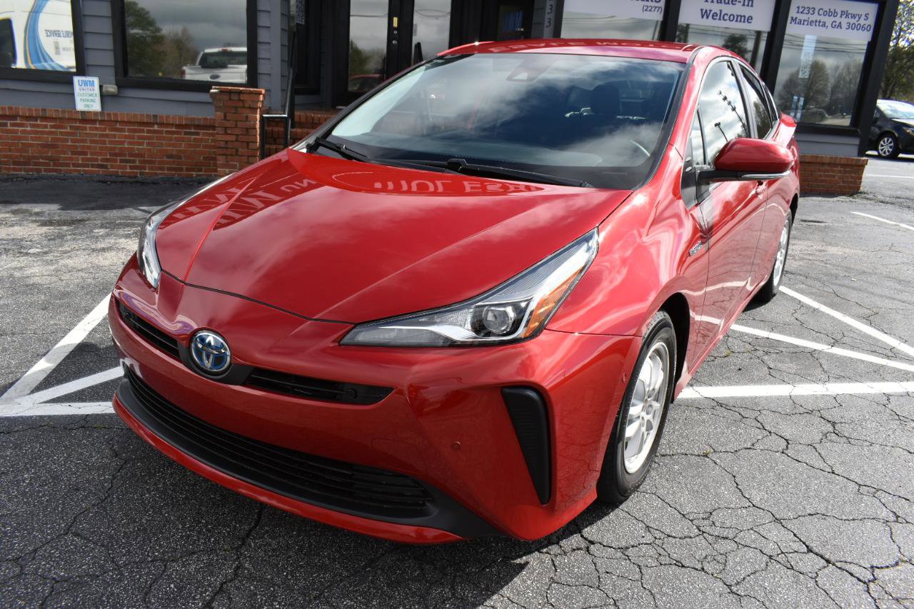 2022 Toyota Prius LE