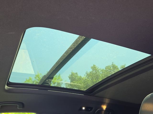 2022 Volkswagen Atlas Cross Sport SEL Premium R-Line