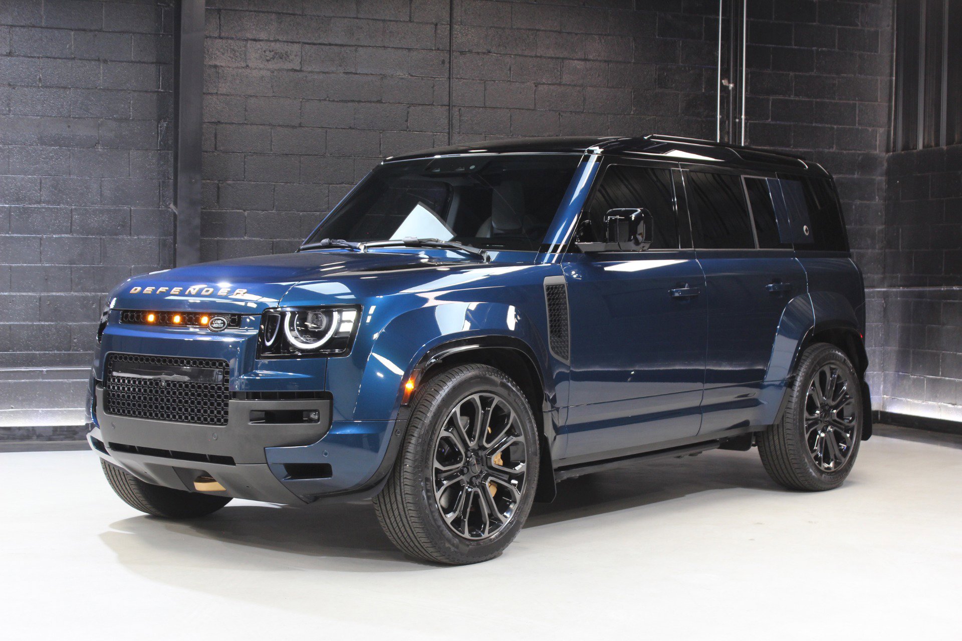 2026 Land Rover Defender 110