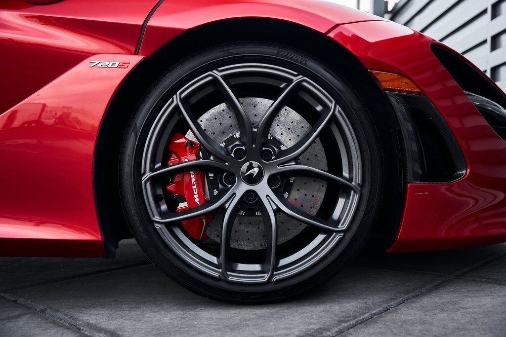 Used 2021 McLaren 720S Performance photo 32