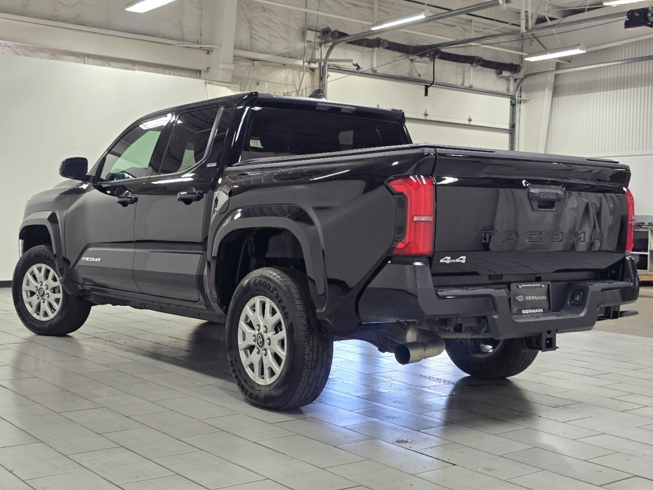 2025 Toyota Tacoma SR5