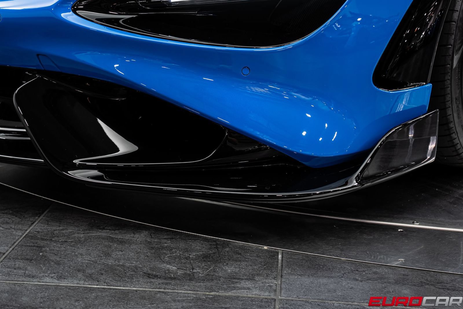 Used 2022 McLaren 765LT photo 16