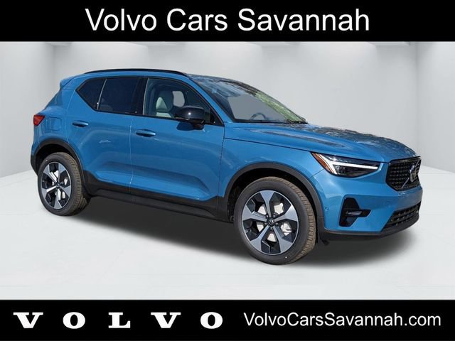 Used 2025 Volvo XC40 B5 Plus w/ Protection Package Premier