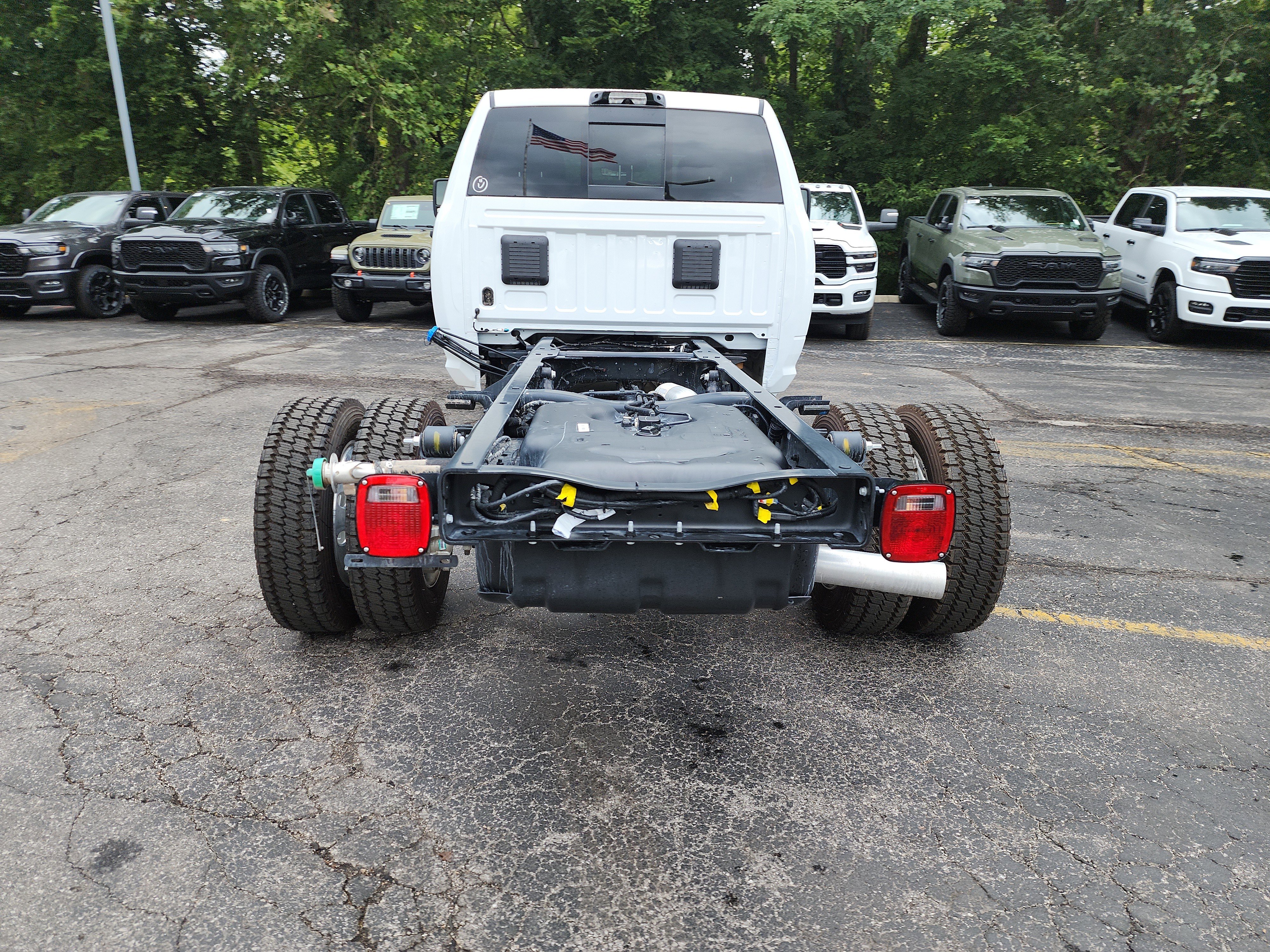 2026 RAM 5500 4x4 Crew Cab