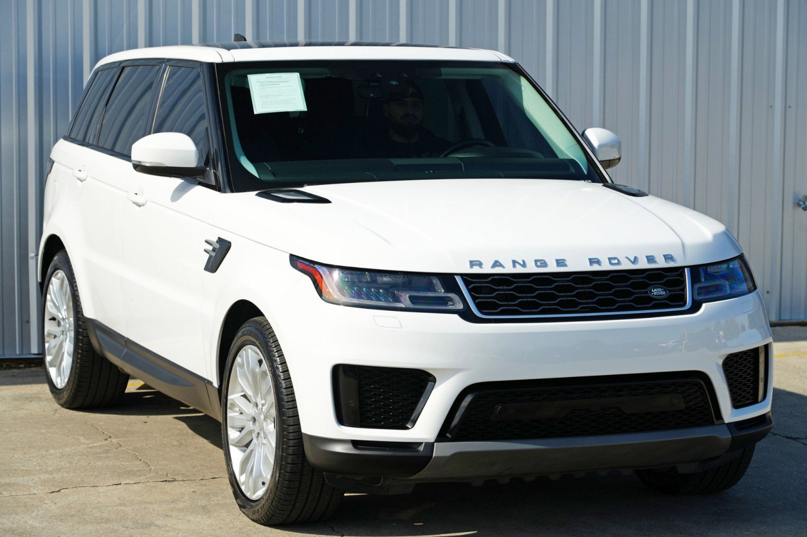 2022 Land Rover Range Rover Sport SE