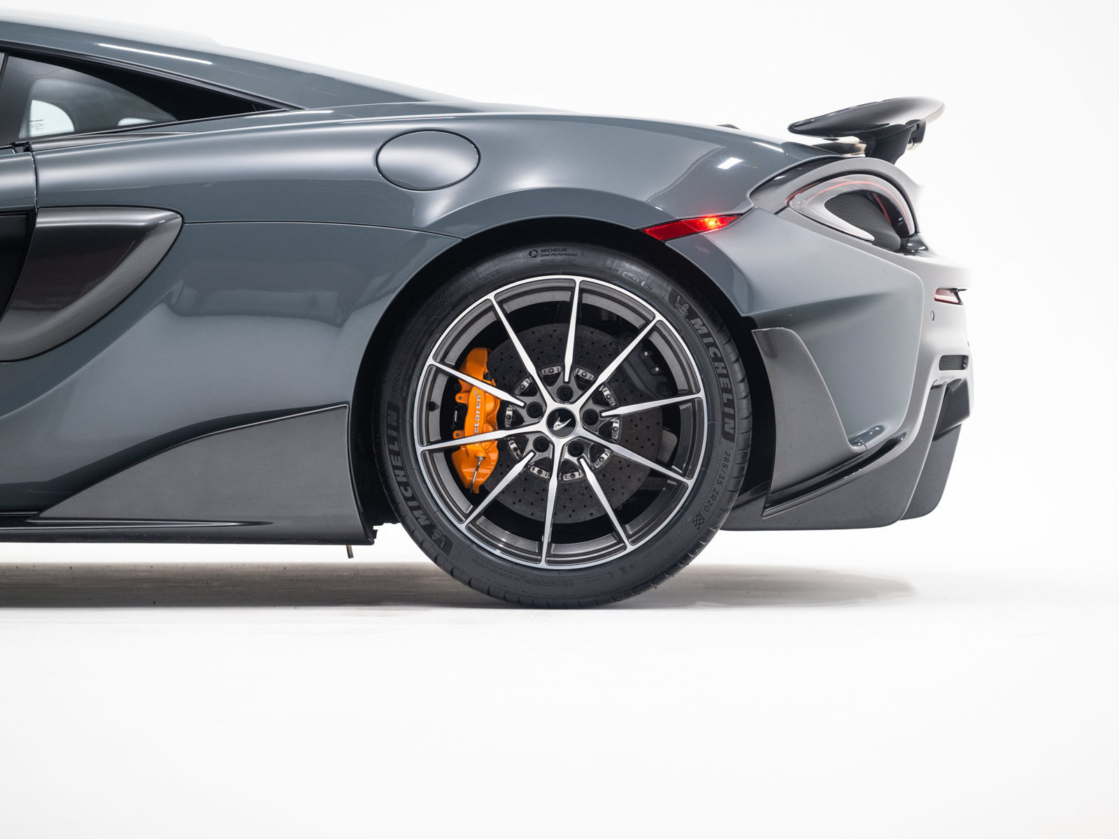 Used 2019 McLaren 600LT photo 11