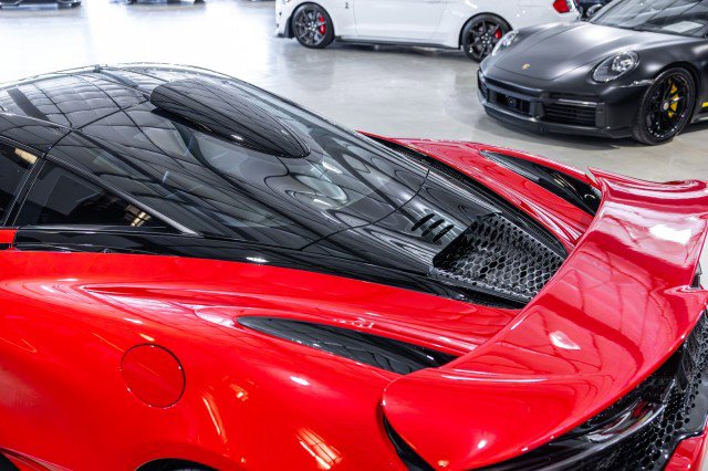 Used 2021 McLaren 765LT photo 34