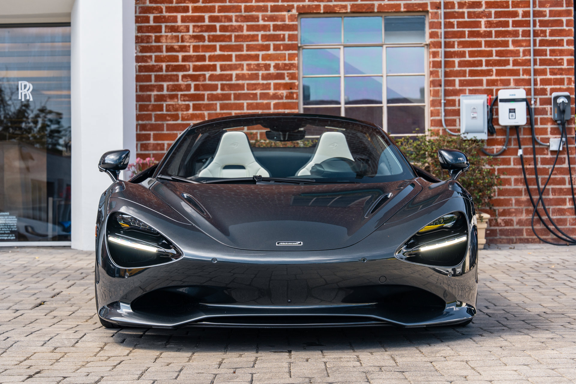 New 2027 McLaren 750S Spider photo 2