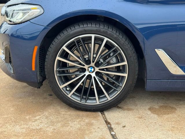 2021 BMW 530i