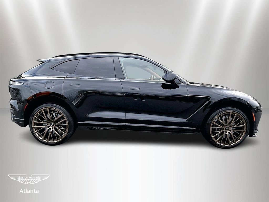 2026 Aston Martin DBX 707