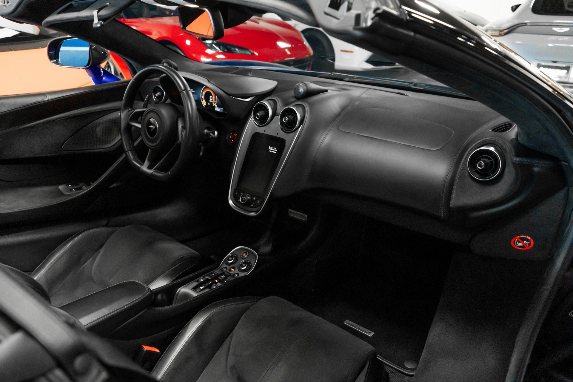 Used 2020 McLaren 600LT Spider photo 16