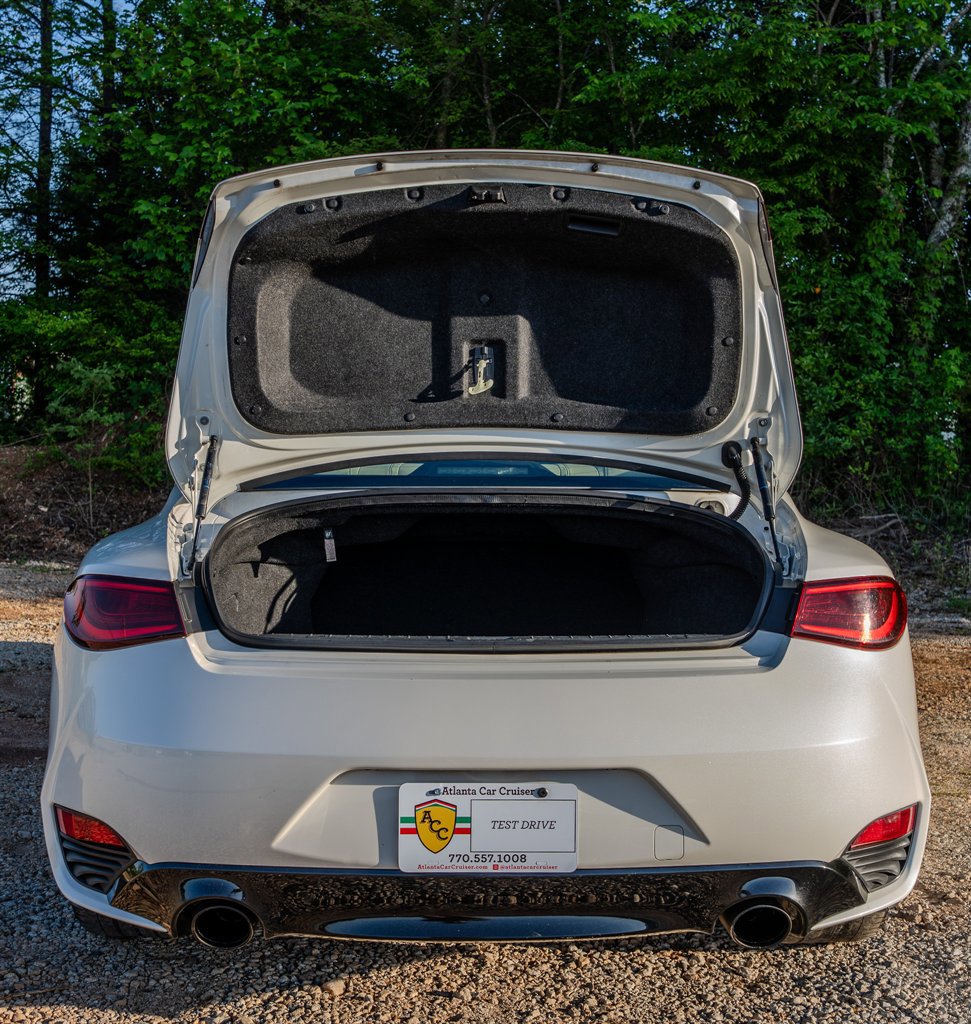 2017 INFINITI Q60 3.0t