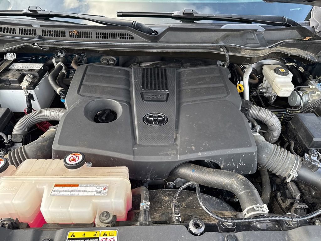 2022 Toyota Tundra SR5