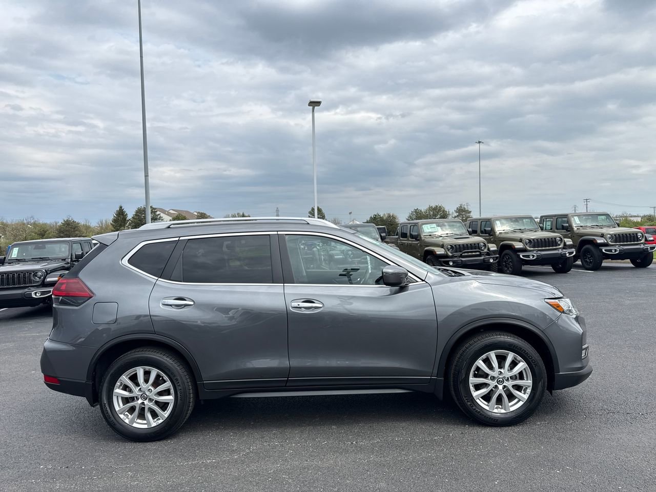 2019 Nissan Rogue SV