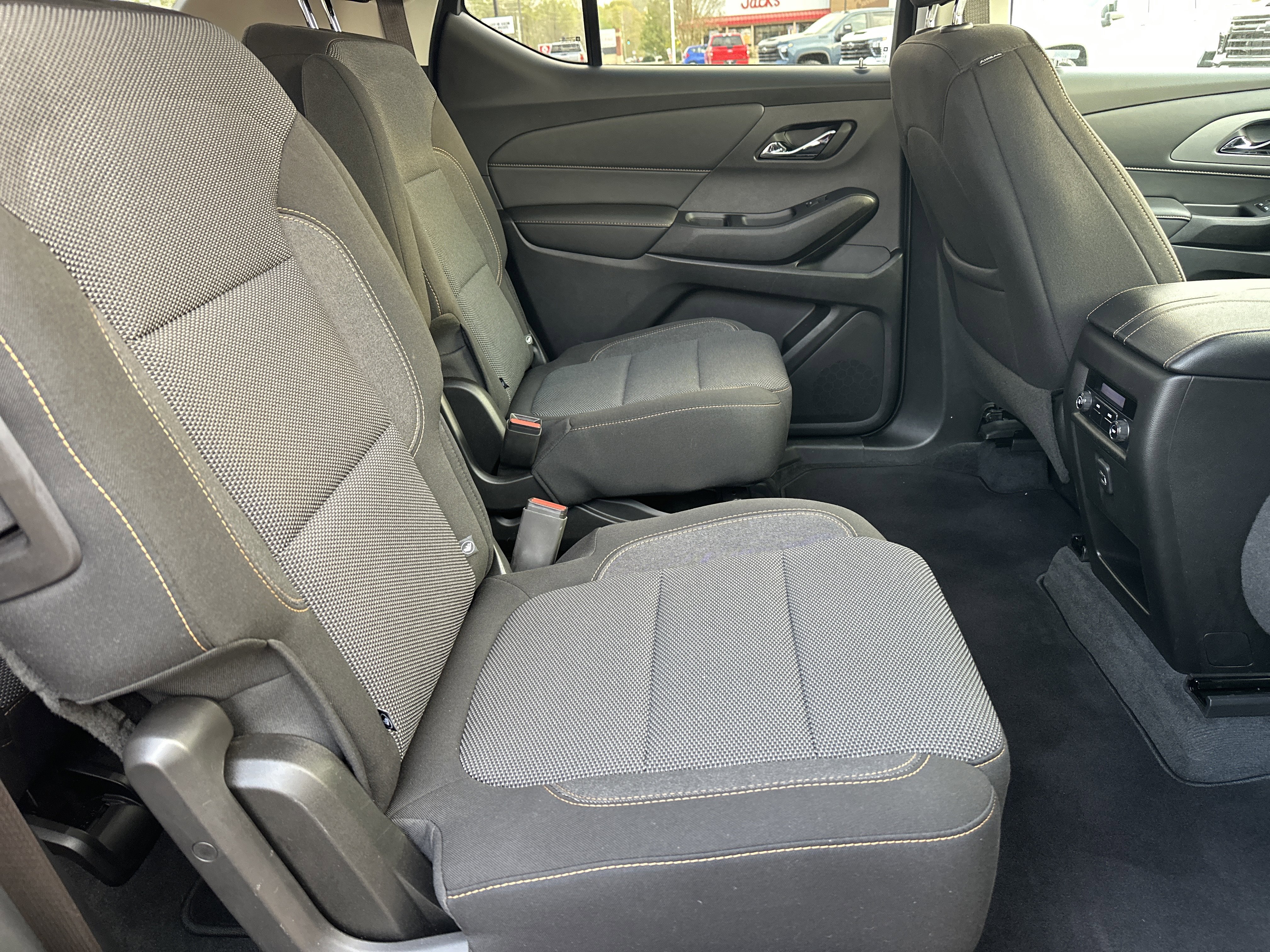 2021 Chevrolet Traverse LT