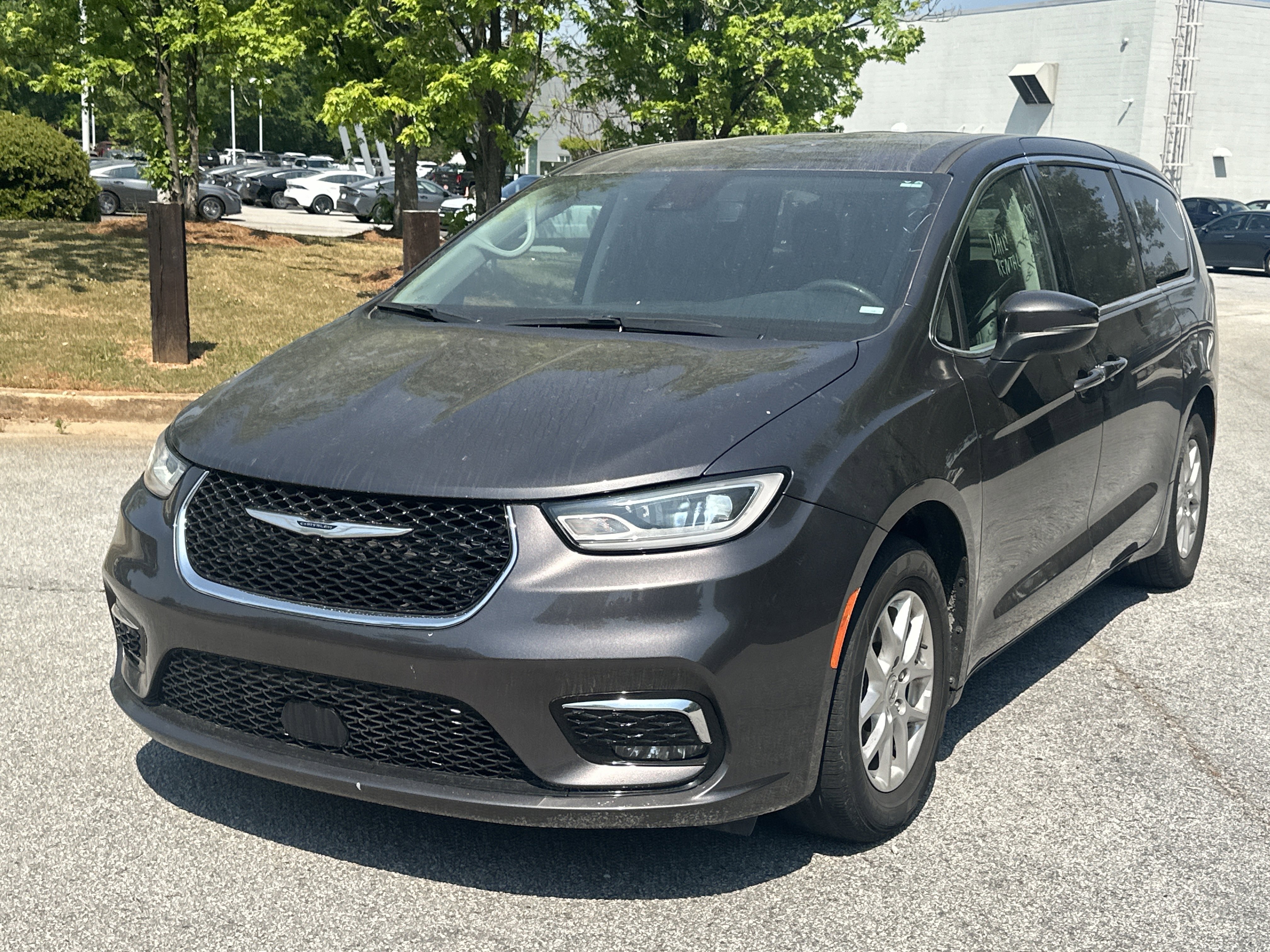 2023 Chrysler Pacifica Touring-L