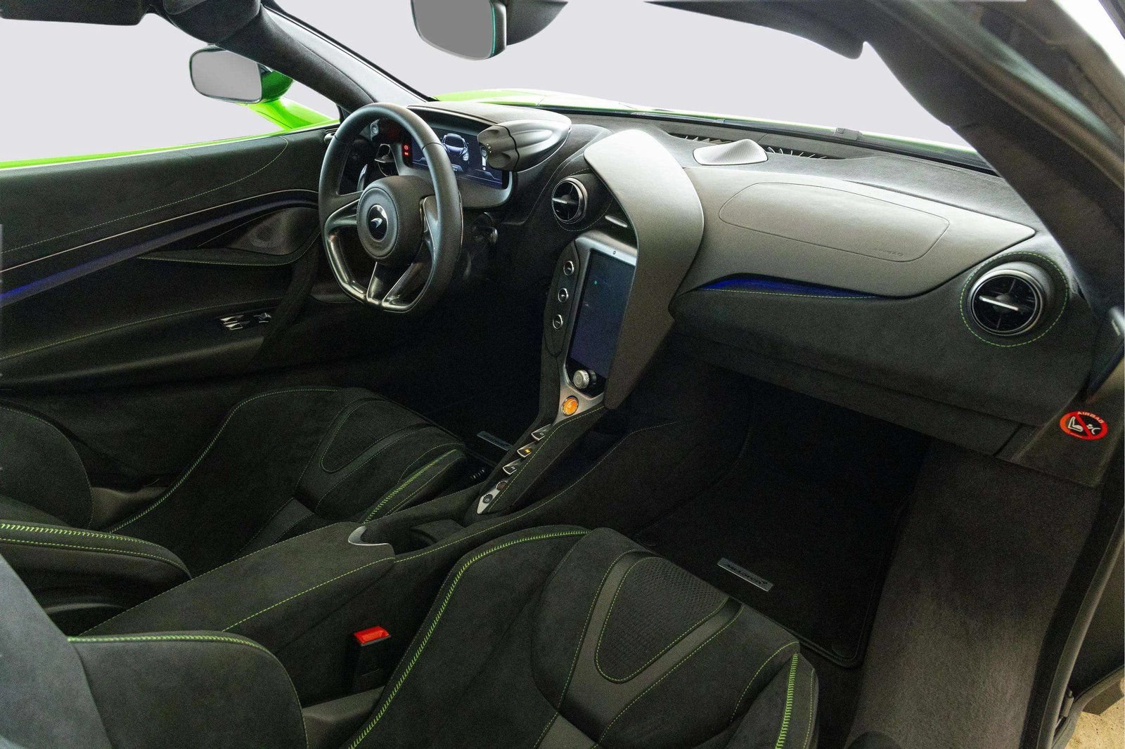 New 2026 McLaren 750S photo 30