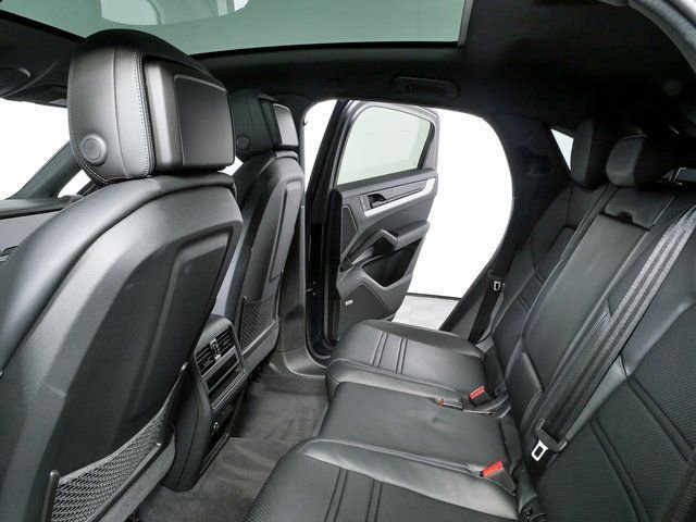 2024 Porsche Cayenne Coupe