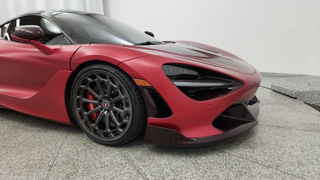Used 2018 McLaren 720S Performance photo 28