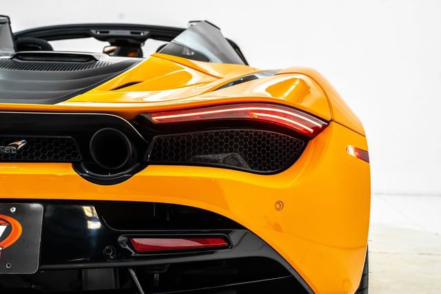 Used 2020 McLaren 720S Performance photo 16
