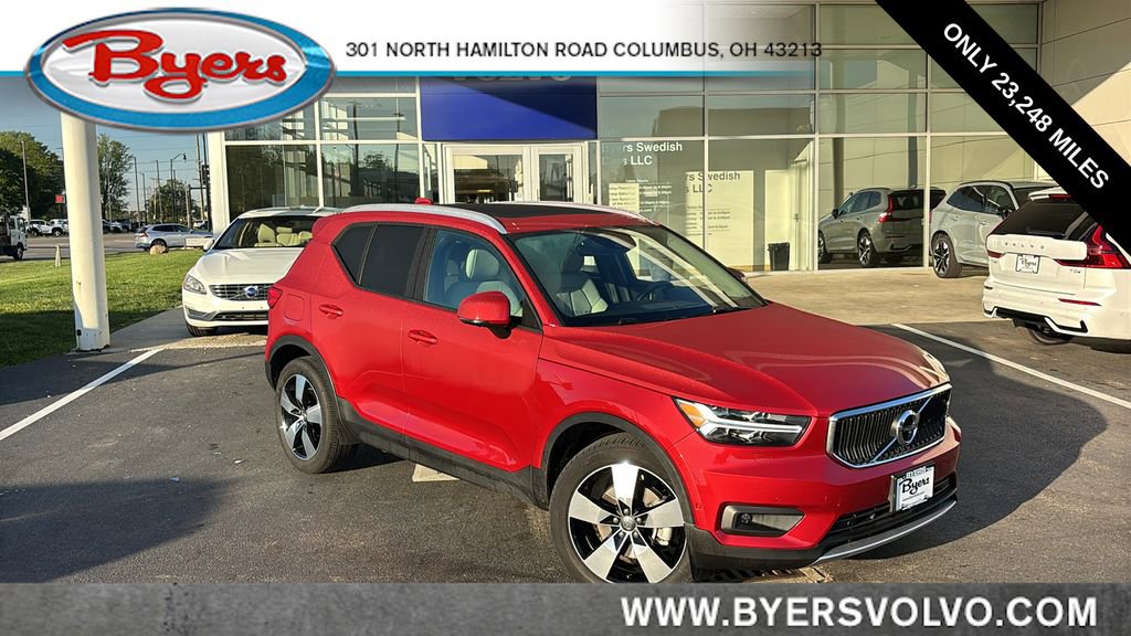 Used 2019 Volvo XC40 T5 Momentum