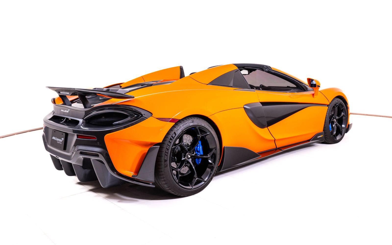 Used 2020 McLaren 600LT Spider photo 7