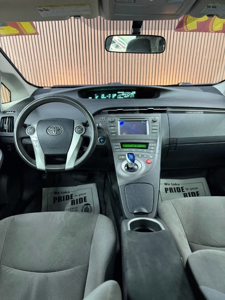 2012 Toyota Prius Two