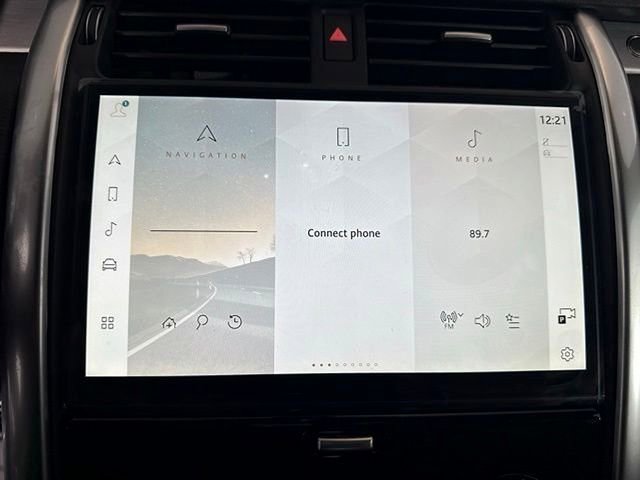 2025 Land Rover Discovery Dynamic SE