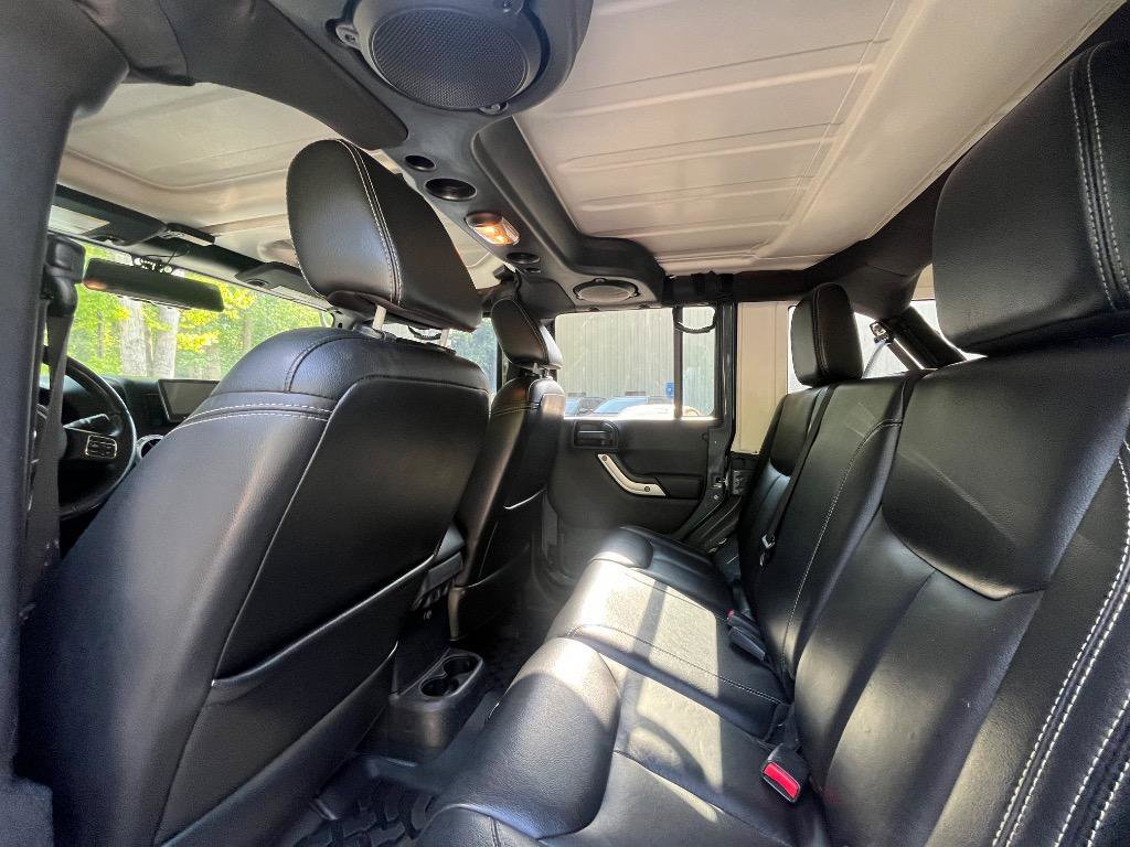 2014 Jeep Wrangler Unlimited Sahara