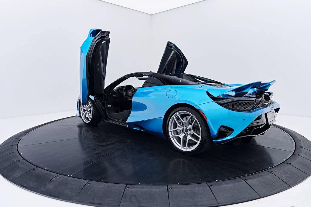 Used 2025 McLaren 750S Spider photo 29