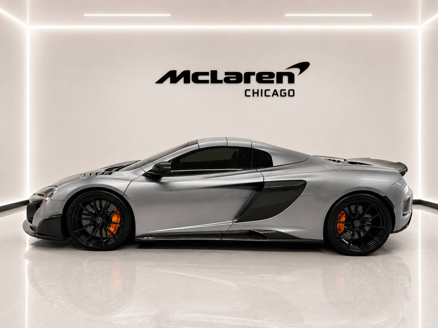 Used 2016 McLaren 675LT Spider 1