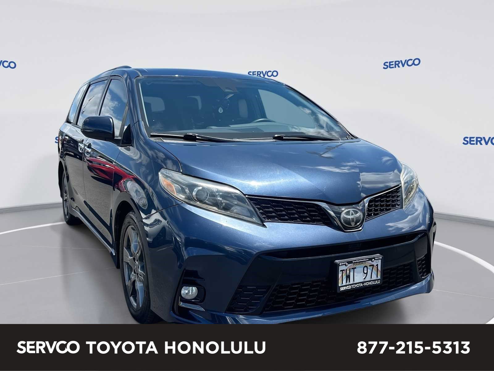 Used 2019 Toyota Sienna SE