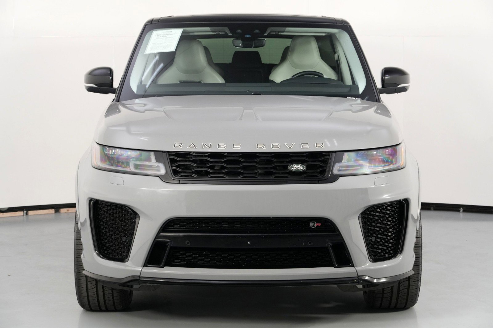 2022 Land Rover Range Rover Sport SVR Carbon Edition