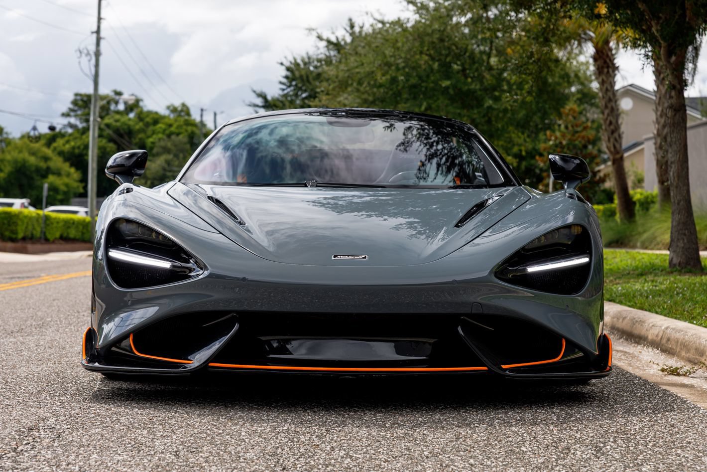 Used 2022 McLaren 765LT photo 27