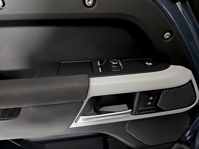 2023 Land Rover Defender 90 S