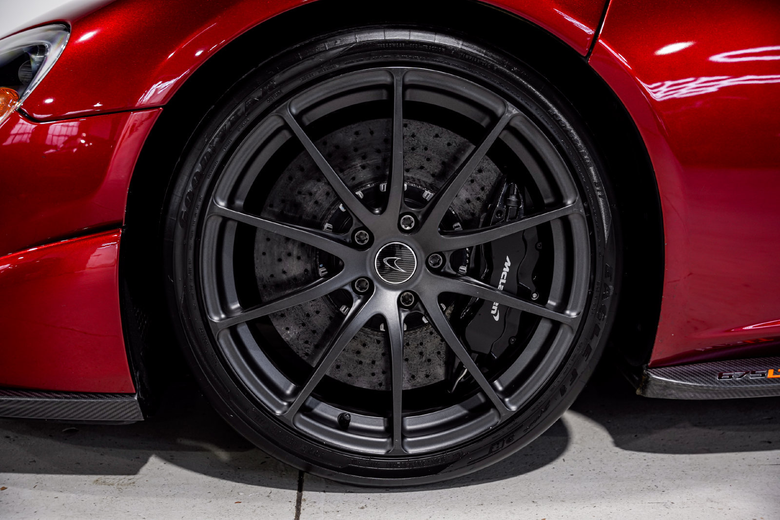 Used 2016 McLaren 675LT Coupe photo 38