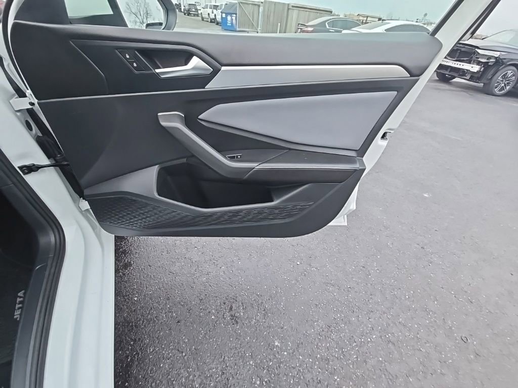 2025 Volkswagen Jetta SE