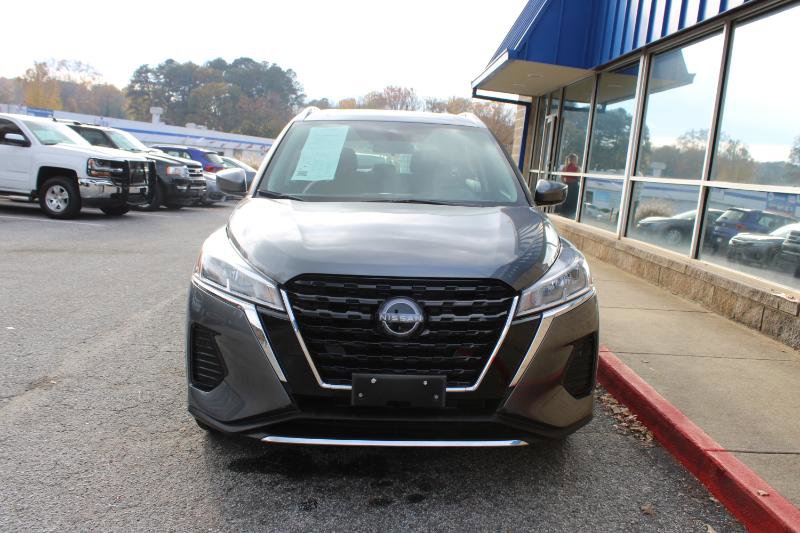 2022 Nissan Kicks SV