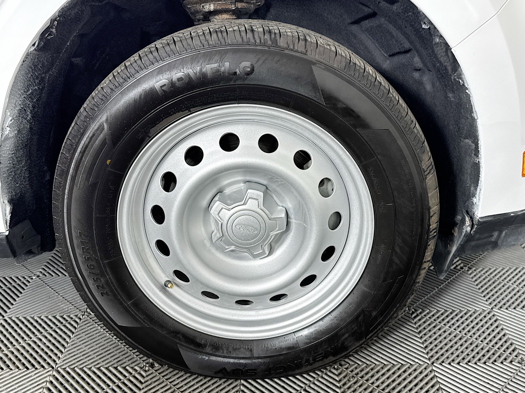 2023 Ford Maverick XL