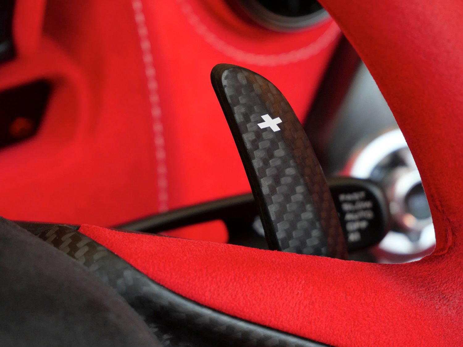 Used 2022 McLaren 765LT photo 12