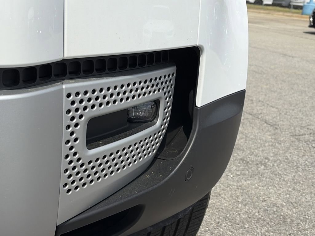 2025 Land Rover Defender 110 S