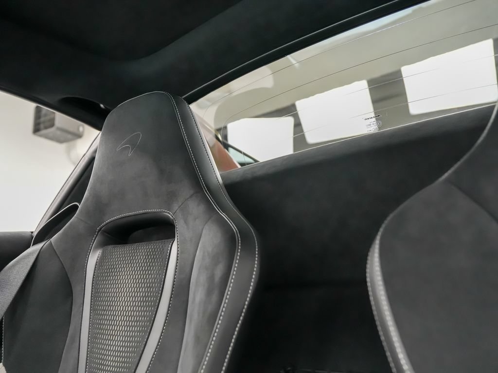 Used 2026 McLaren 750S Spider photo 34