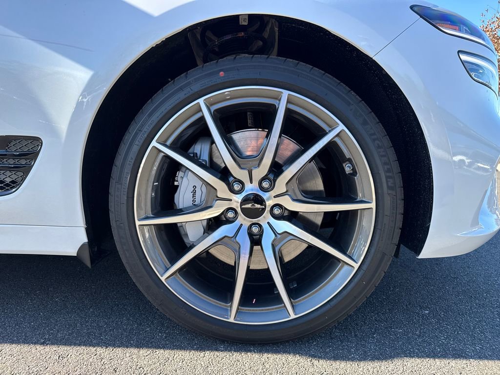 2026 Genesis G70 2.5T Prestige