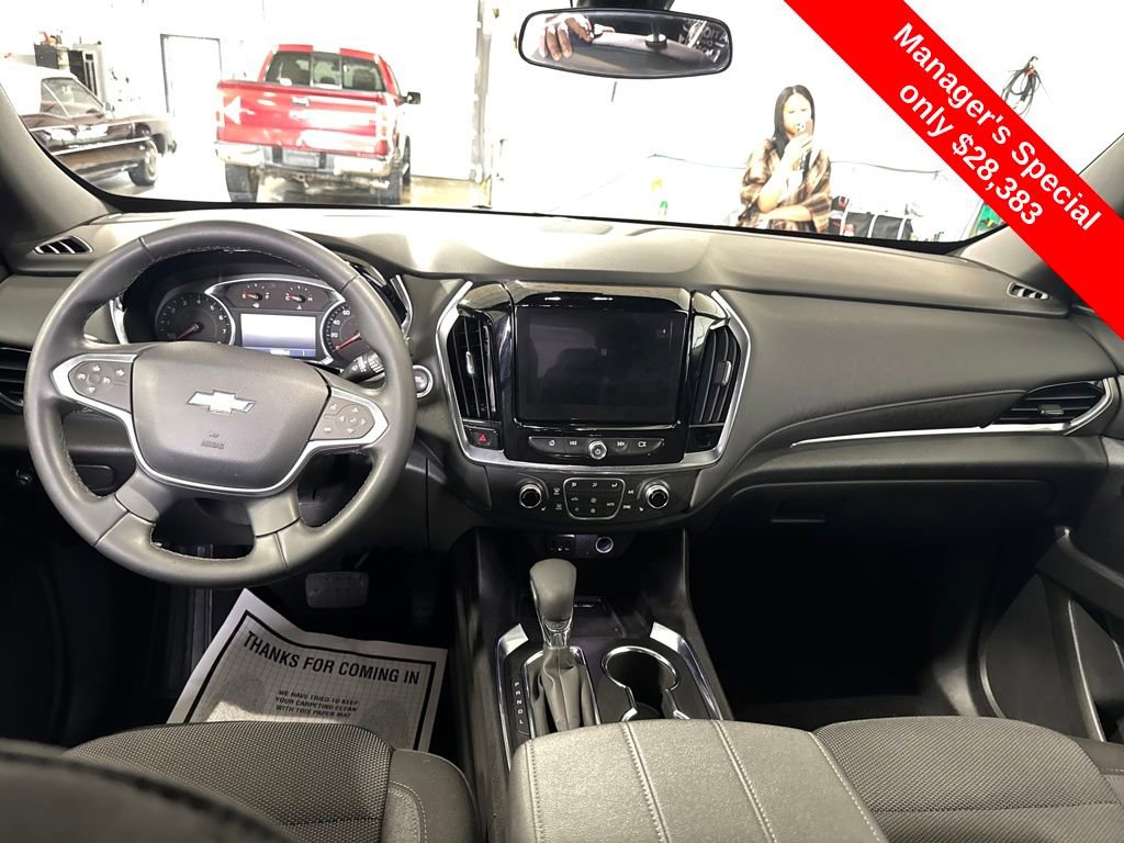 2023 Chevrolet Traverse LT