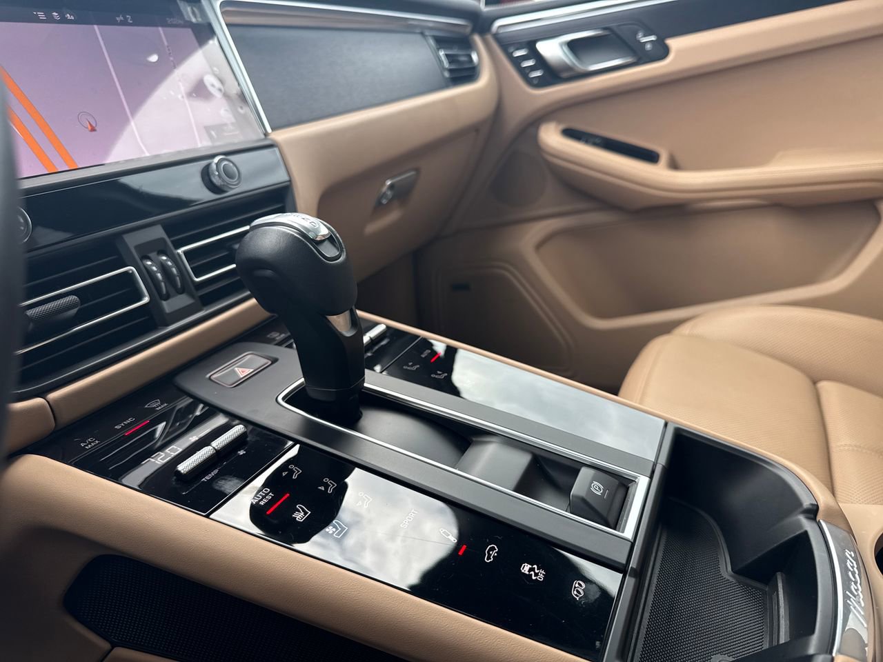 2022 Porsche Macan GTS