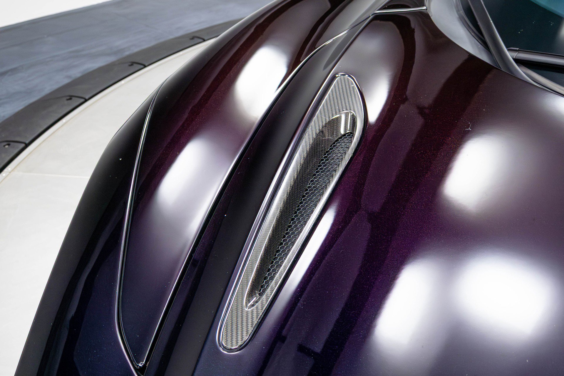 Used 2019 McLaren 720S Luxury photo 40