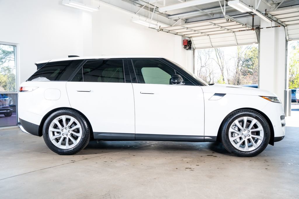 2023 Land Rover Range Rover Sport SE
