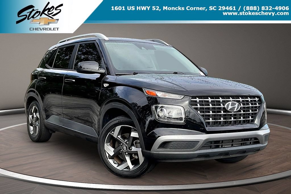 Used 2022 Hyundai Venue SEL